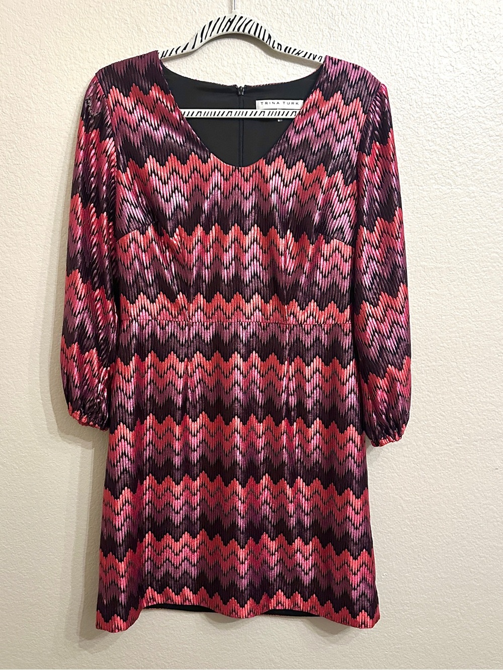 Trina Turk Textured Chevron Zigzag Mini Dress Pink Black Size 8